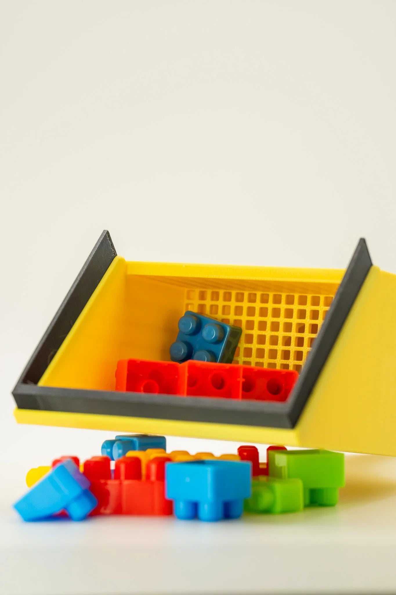 BlockSwiper - Yellow Pineapple - BlockSwiper